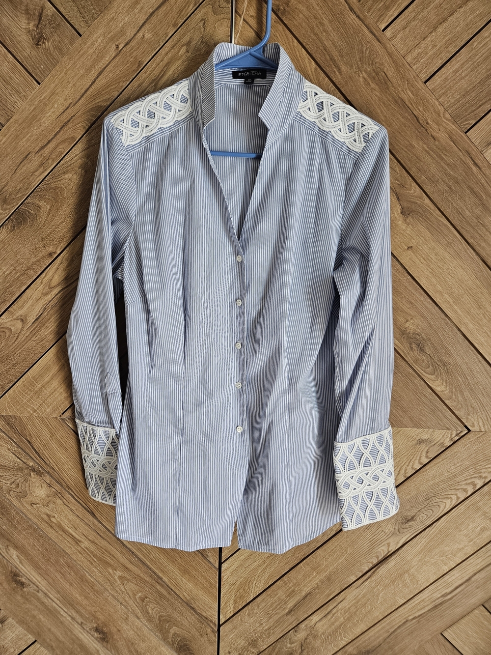Etcetera Blue White Pinstripe Shirt Crochet Lace Shoulder Wide Cuff Statement M